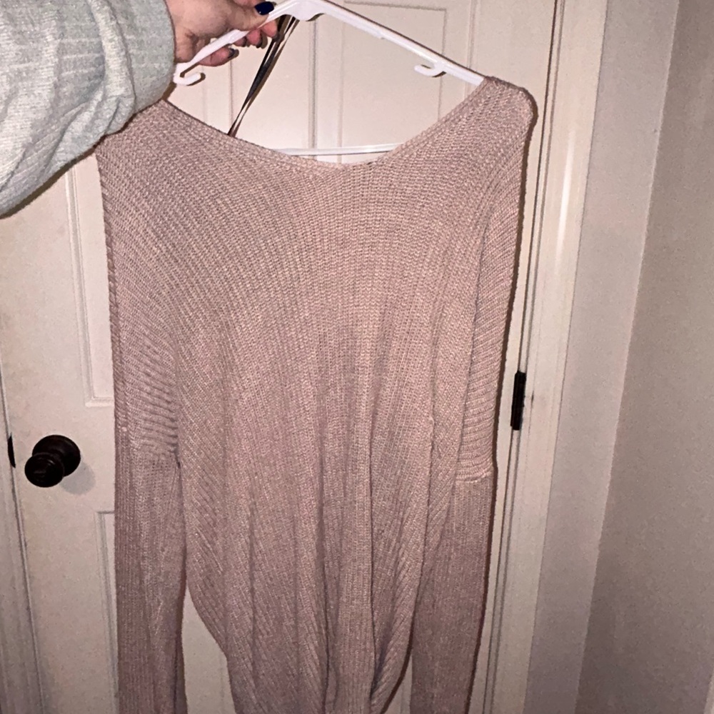 Forever 21 Light Pink V-Neck Sweater